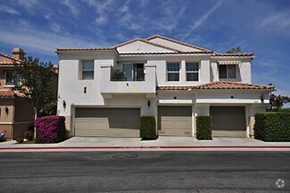 Building Photo - 208 Aurora Ave