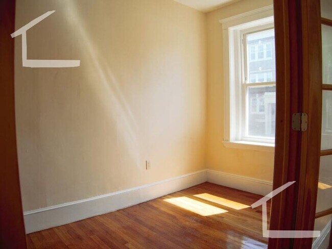 Photo - 35 Dwight St Apartment