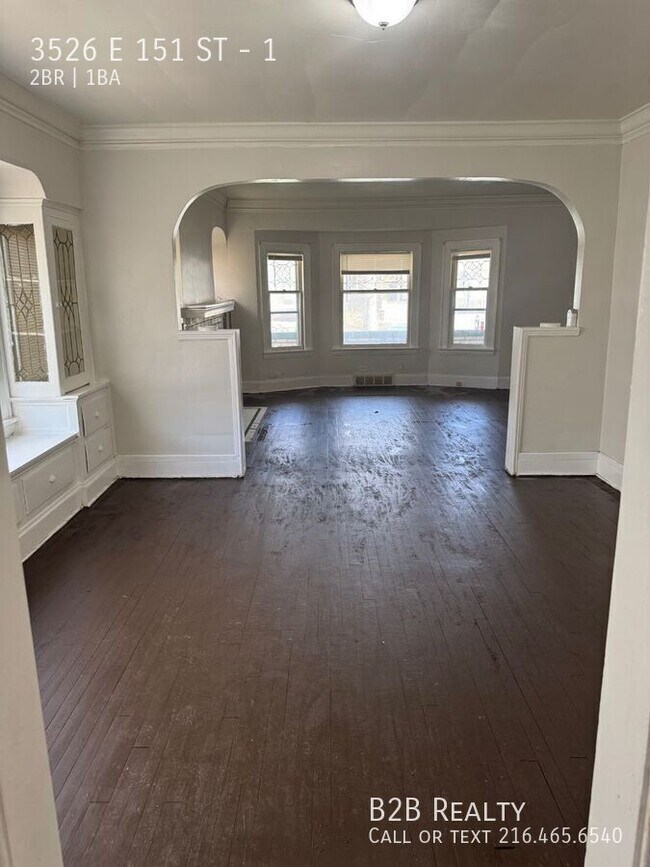 Foto del edificio - 3526 E 151st St