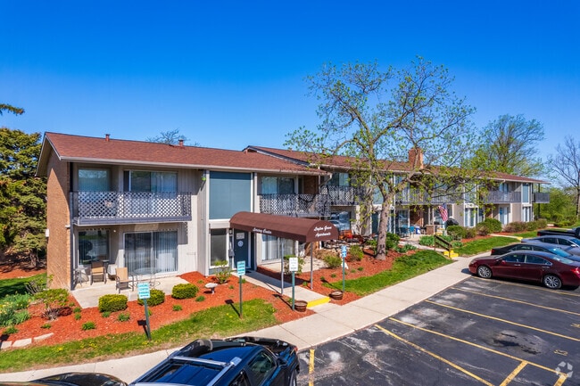 Building Photo - Layton Grove Building Photo - Layton Grove