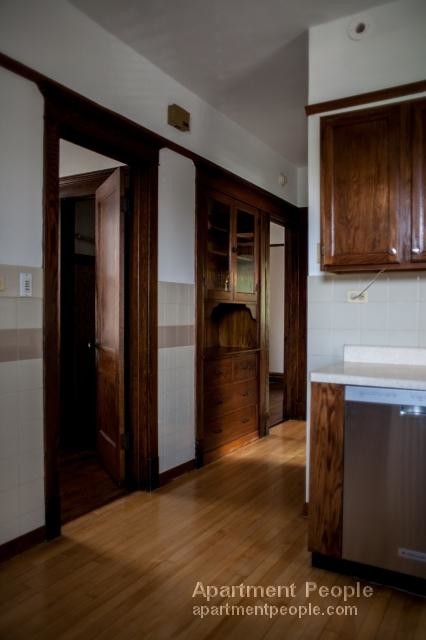 Foto del edificio - 4220 N Winchester Ave