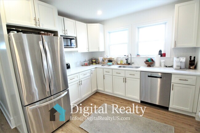 Kitchen - 8 Mayall Rd