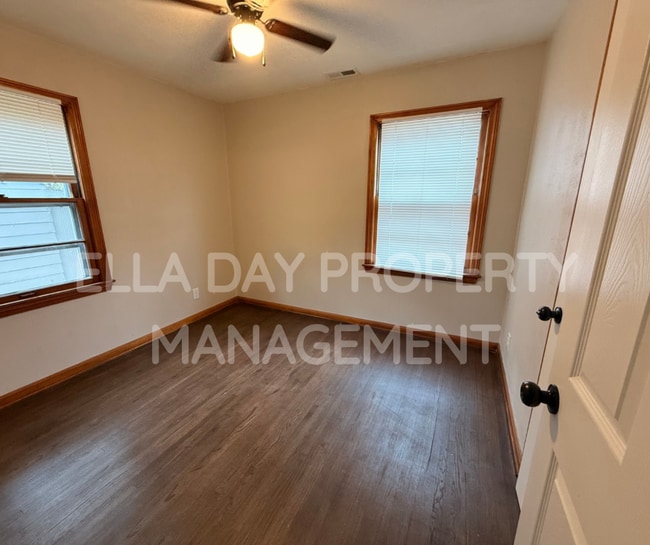 Foto del edificio - 2512 S Ellis St