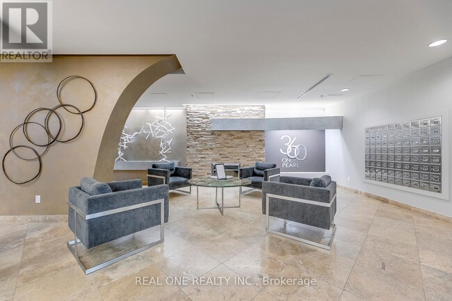 Photo du bâtiment - 360-1360 Pearl St