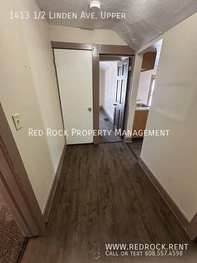 Foto del edificio - 1413 1/2 Linden Ave. Upper-
