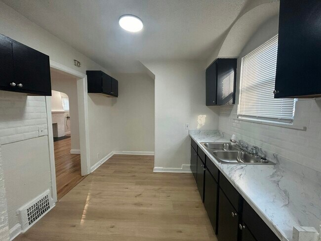 Building Photo - 9585 Terry St