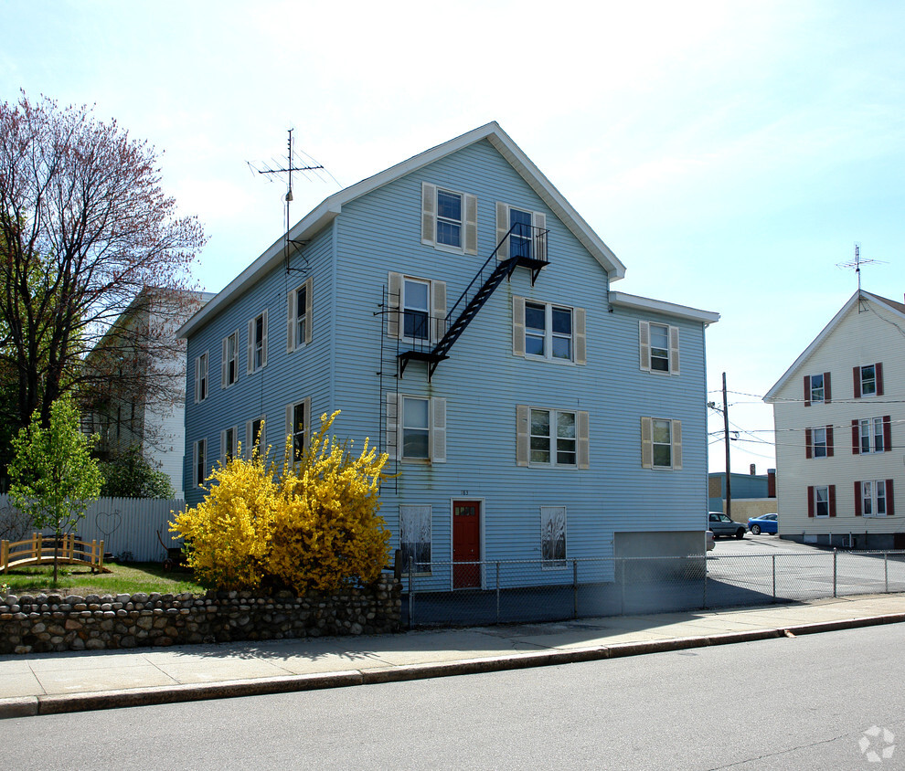 Building Photo - 183 Rathbun St