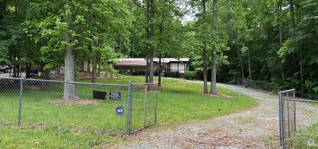 Building Photo - 10975 E US Highway 64