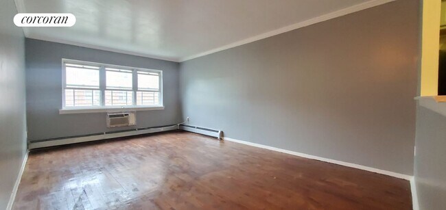Building Photo - 3633 Olinville Ave
