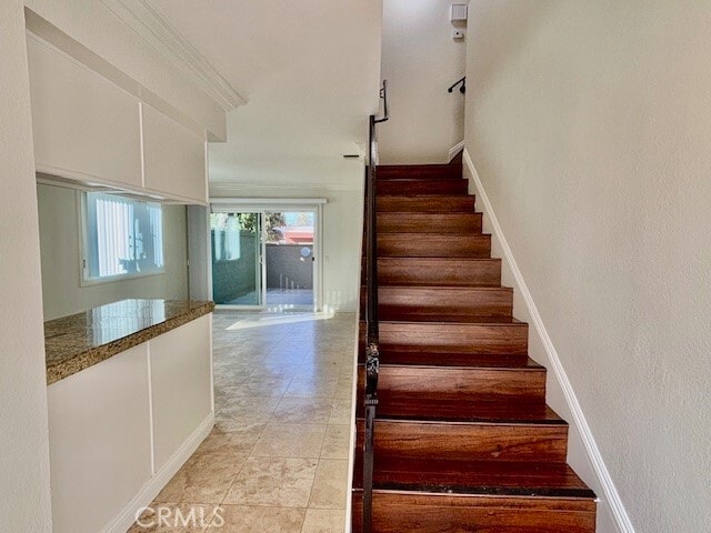 Building Photo - 2558 Orange Ave