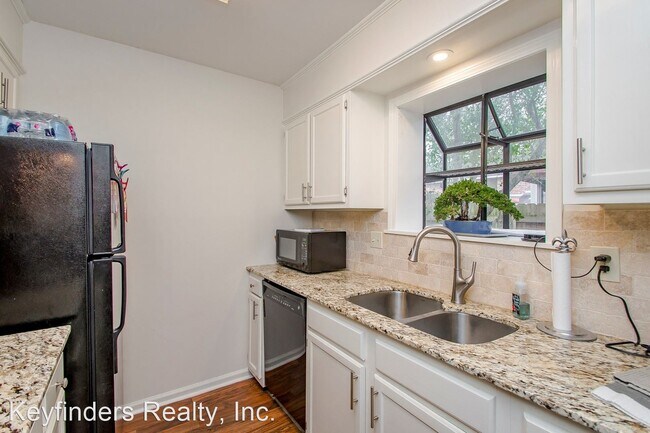 Foto del edificio - 2 br, 2.5 bath House - 4408 Stumberg Lane