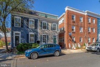 Building Photo - 225 S Payne St