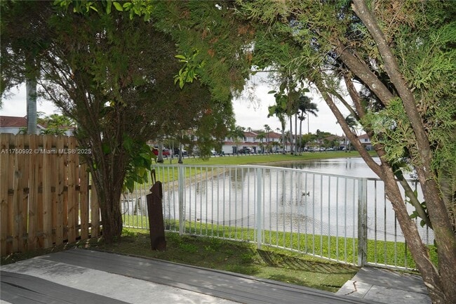 Building Photo - 4872 NW 114th Ct