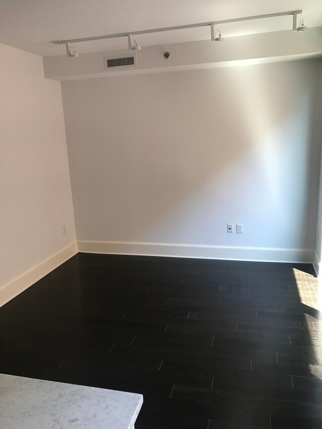 Photo - 1011 M St NW Apartment