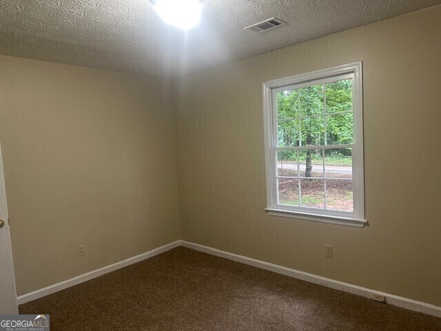 Building Photo - 119 Little Big Horn Rd