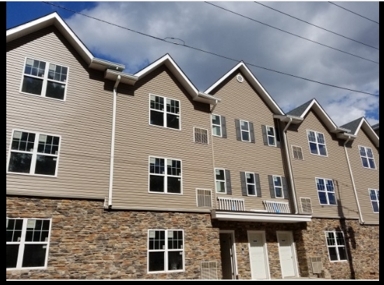 Primary Photo - Riverside Arms Apartments