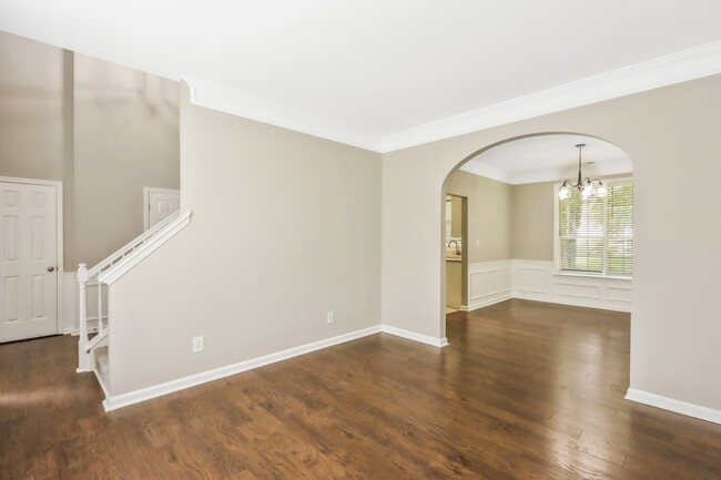Building Photo - 11520 Laurel View Dr