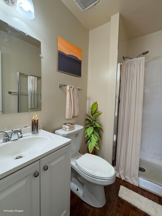 Foto del edificio - 3646 Sylvan Ct