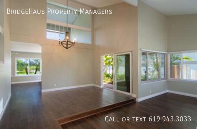 Building Photo - ENJOY A GREAT VIEW from this impeccably ma...