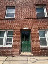 Building Photo - 110 S Lloyd St