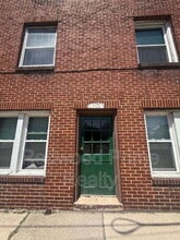 Building Photo - 110 S Lloyd St