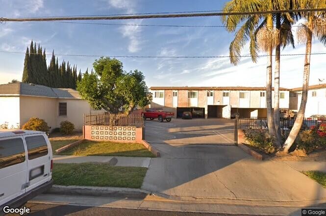 Primary Photo - 9339 Rose St