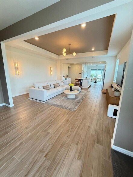Foto del edificio - 3158 Voyager Ave