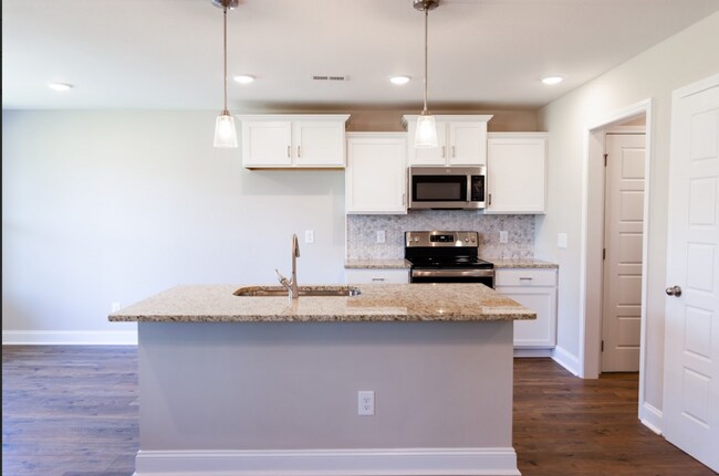 Foto del edificio - 480 Ayden Ln