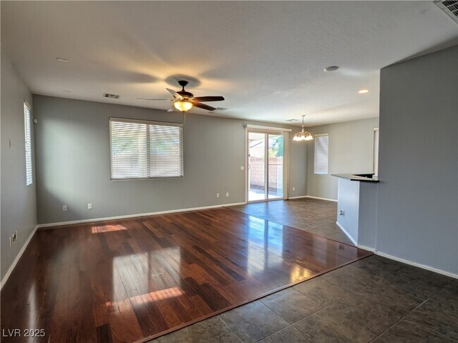 Foto del edificio - 758 Crest Valley Pl