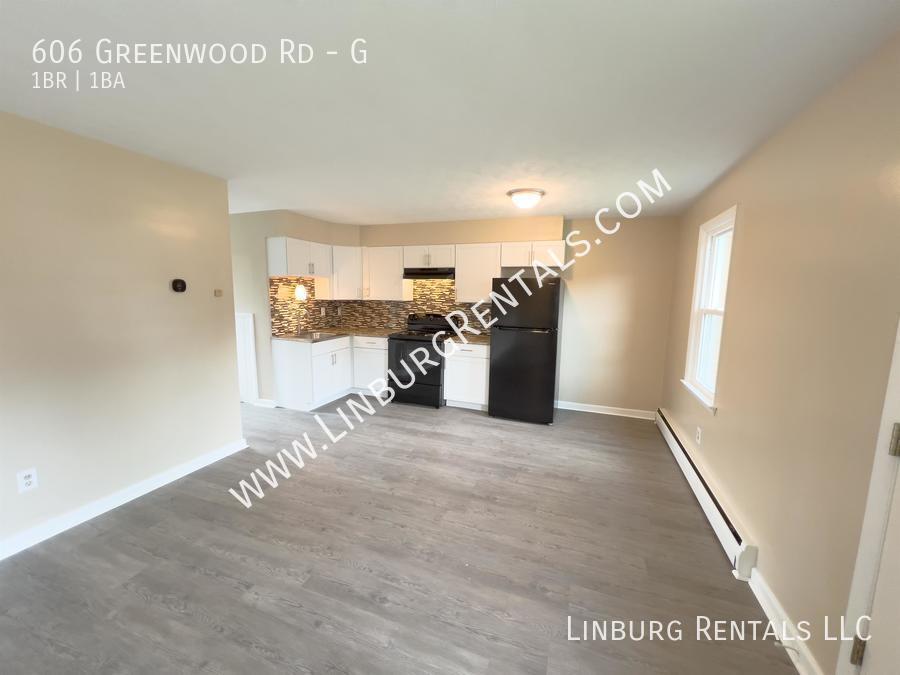 Primary Photo - 606 Greenwood Rd