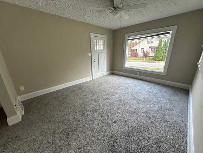 Foto del edificio - 2886 Norwood St