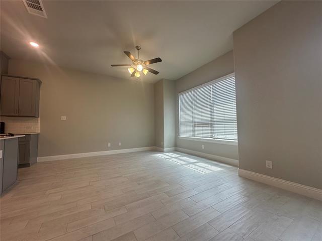 Foto del edificio - 4135 Wetstone Ln