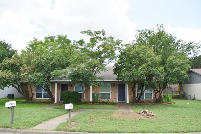 Foto principal - 7708 Mary Dr