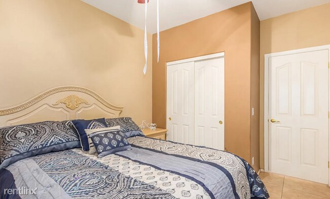 Foto del edificio - 5 br, 3 bath House - 7930 W Pima St