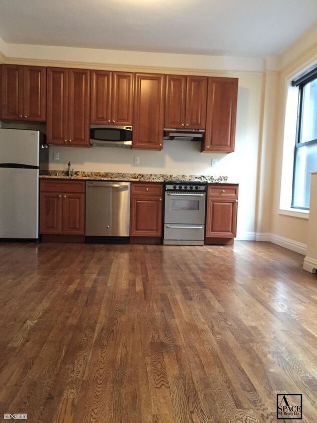 Primary Photo - 251 West 87th Street