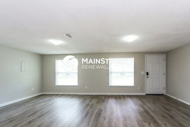 Foto del edificio - 3 Bedroom Pet-Friendly Home in VALRICO, FL with Main Street Renewal