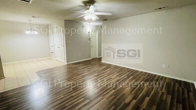 Building Photo - 3602 Mandy Dr