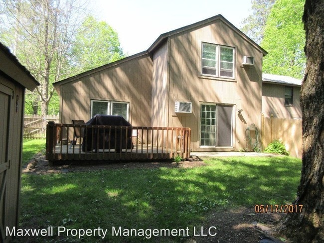 Building Photo - 62 Arrow Wood Pl
