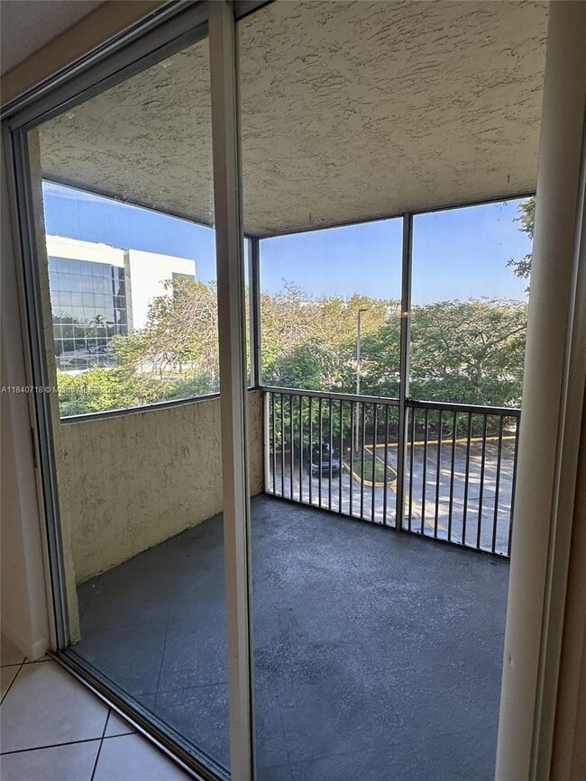 Building Photo - 8363 Lake Dr