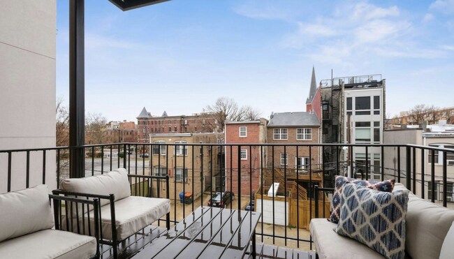 Foto del edificio - 1618 11th St NW