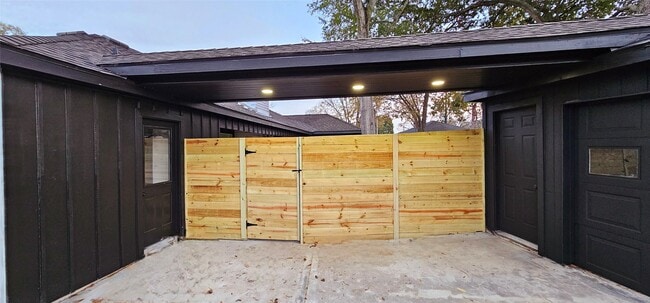 Foto del edificio - 18630 Prince William Ln