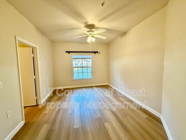 Foto del edificio - 5110 Northridge Rd