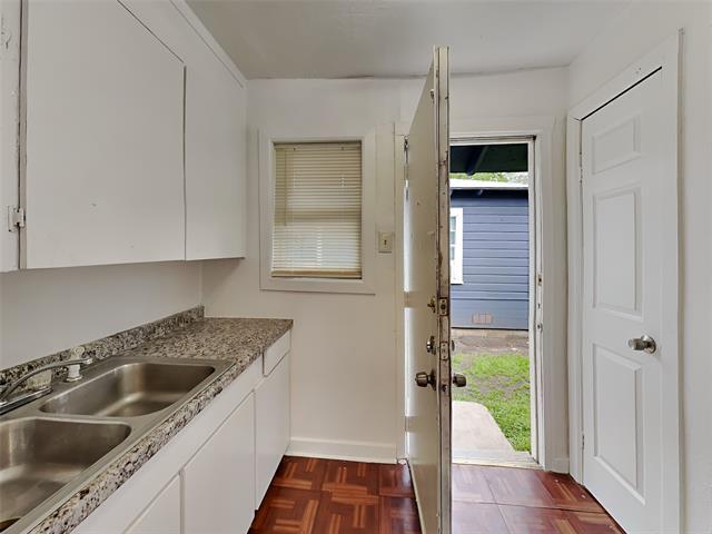 Foto del edificio - 4532 Collins Ave