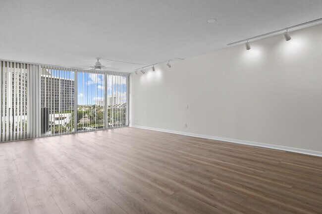 Foto del edificio - 4750 S Ocean Blvd