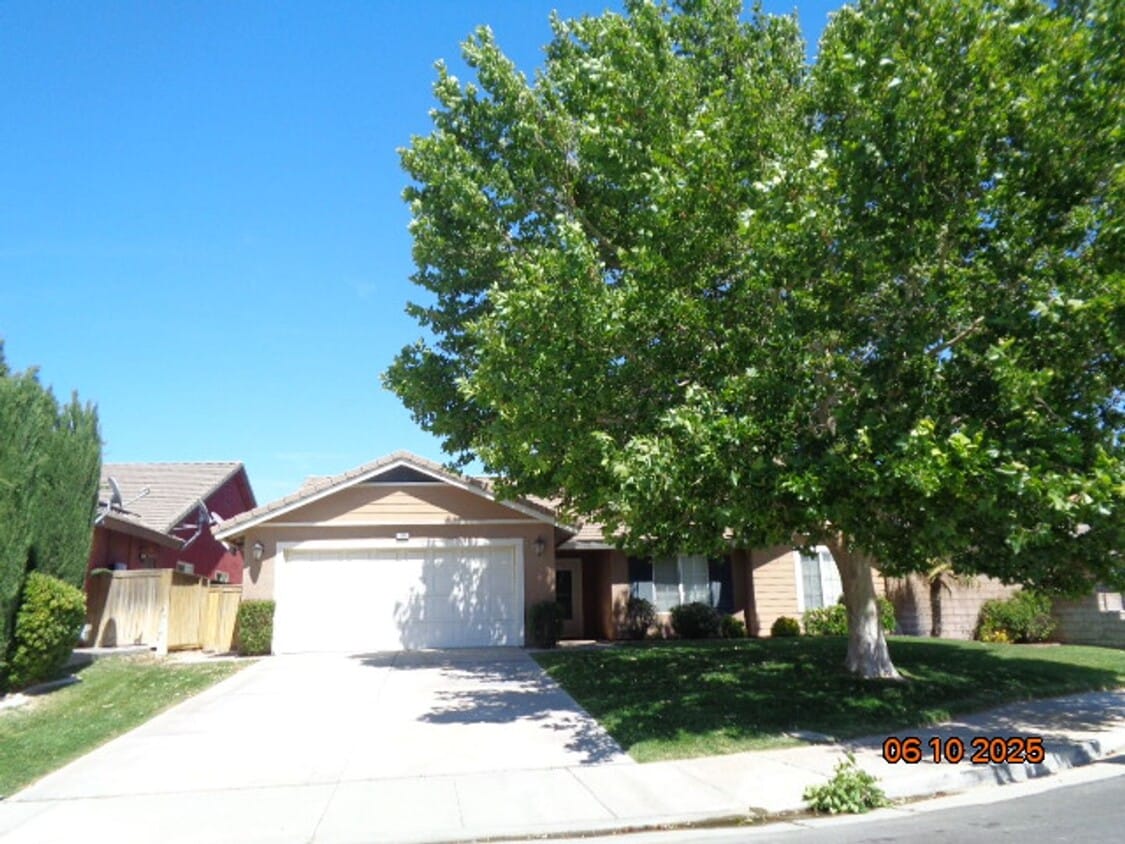 Foto principal - Lovely Rosamond Single Story