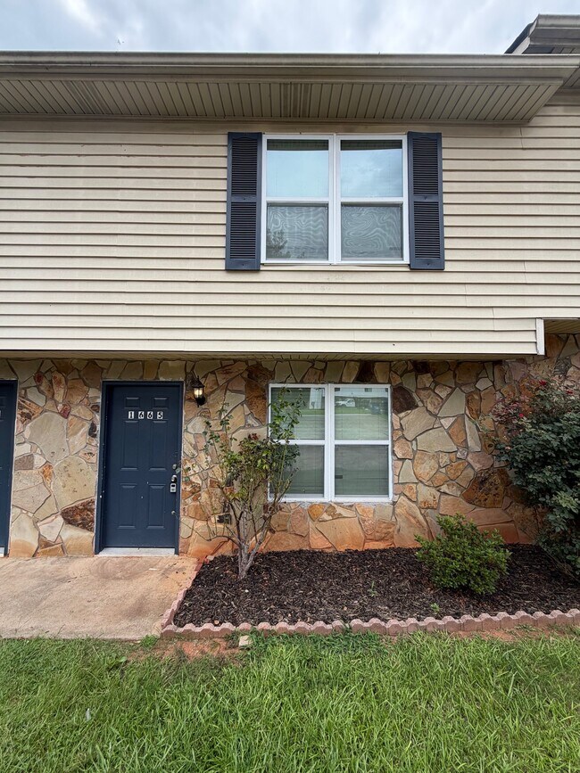 Building Photo - 1661 Cannonball Ct NW