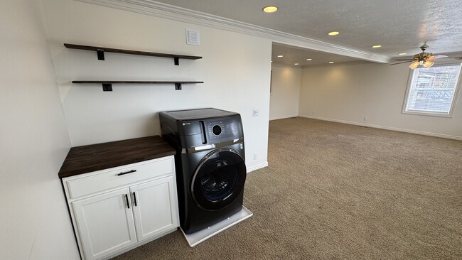 Building Photo - 737 N 500 E