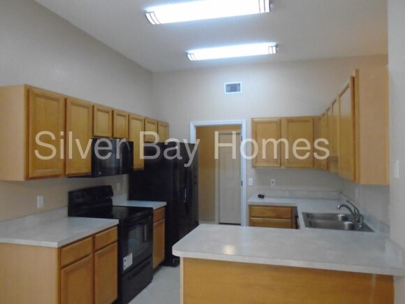 Building Photo - 5544 Elizabeth Rose Sq