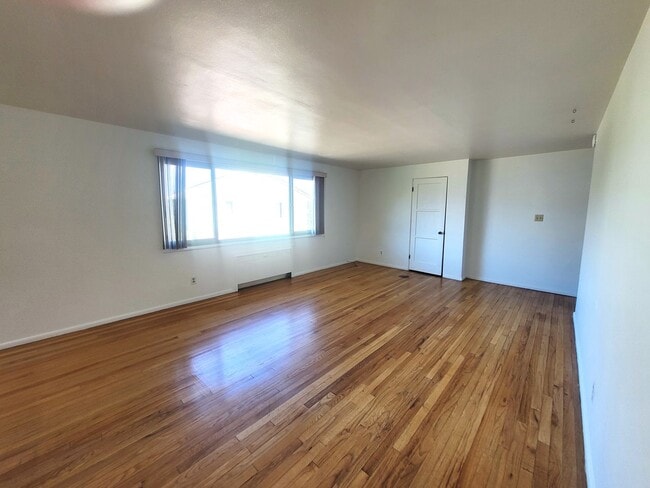Building Photo - Spacious 2 Bedroom Condo in Downtown Bellingham - Forest St