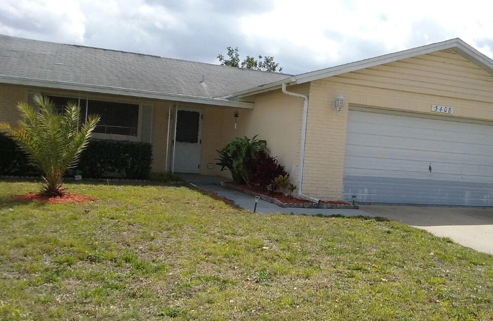 Foto principal - 3408 Monte Rio St